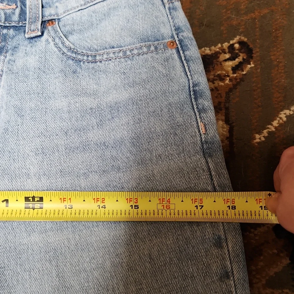 High rise jeans - Picture 10 of 12